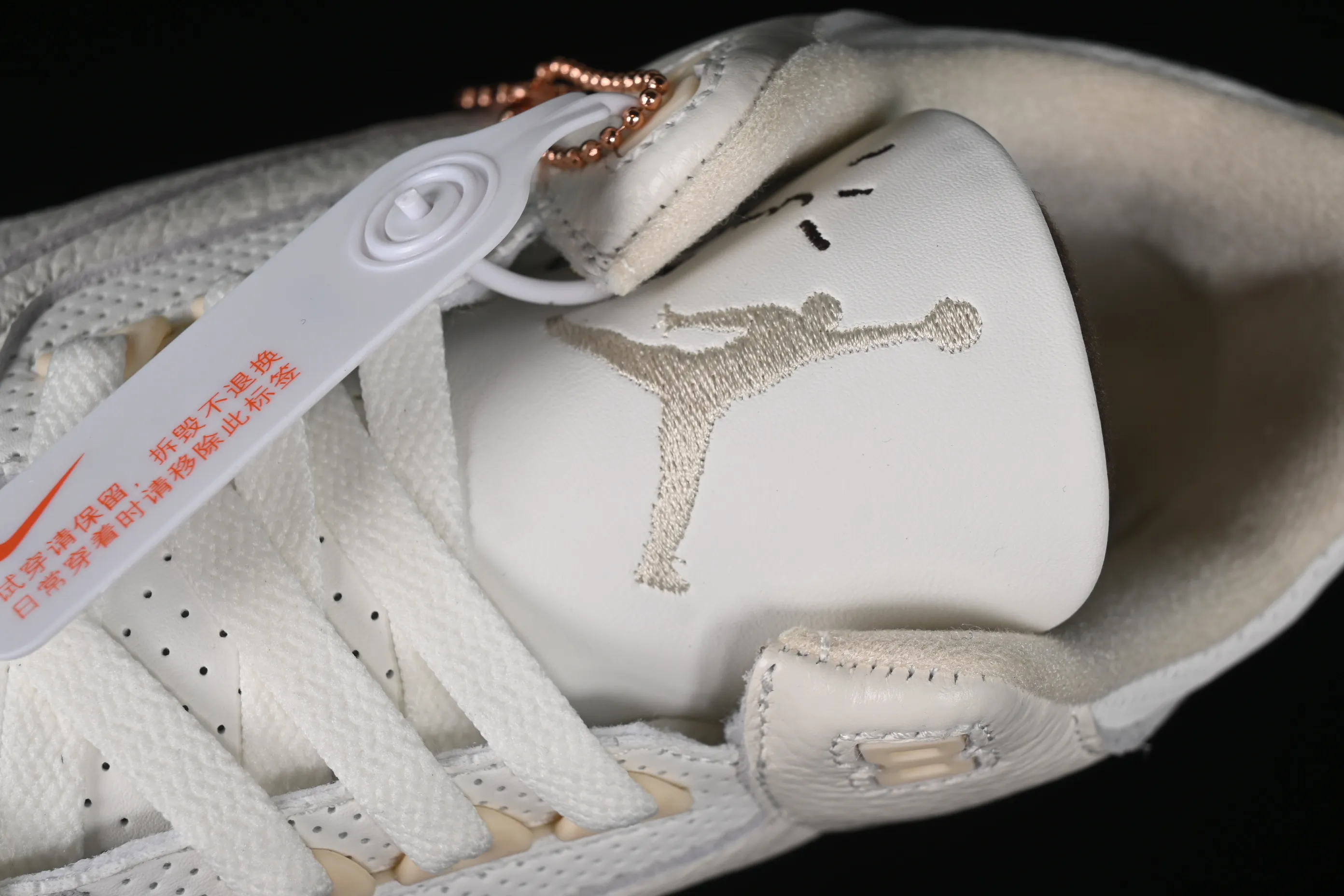 All categories Air Jordan Jordan series basketball shoes Air Jordan 3 Travis Scott x Air Jordan 3 Retro "Cactus Jack" AJ3 Joe 3 joint cream off-white barb basketball shoes 136064-668